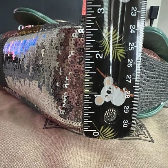 GUCCI Marmont Sequin Shoulder Leather Handbag - Picture 12 of 16